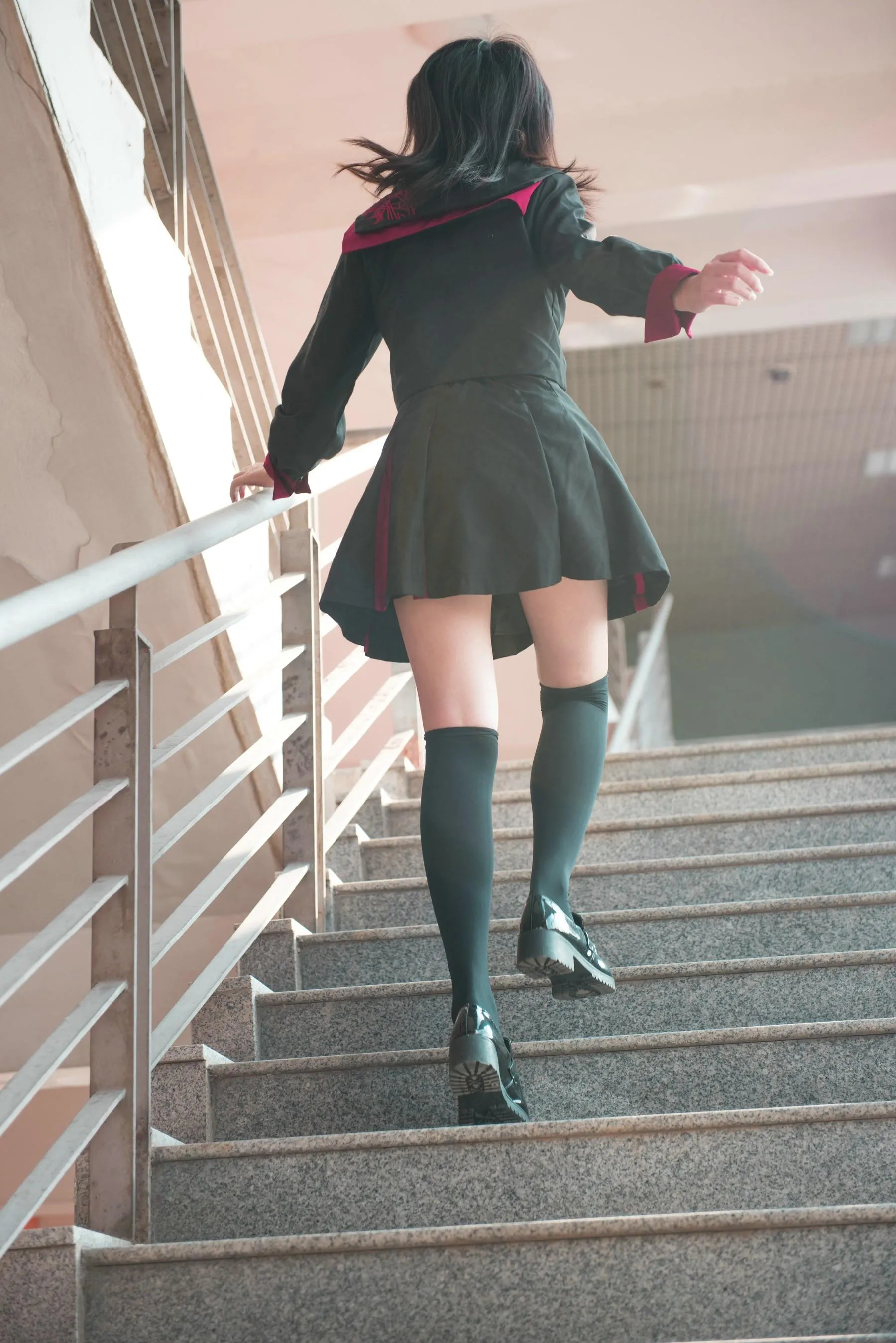[魔镜街拍] NO.141 活力美术生JK美少女 [288P]插图5